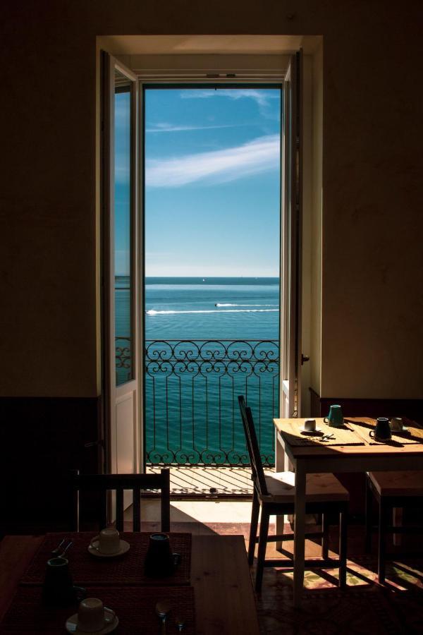 B&B Le Finestre Sul Mare Taranto Exterior foto