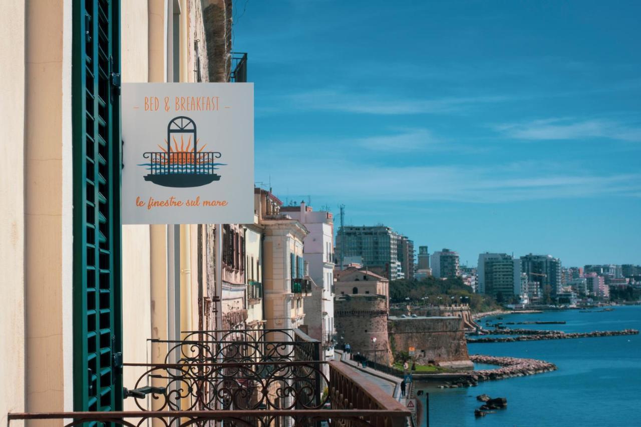 B&B Le Finestre Sul Mare Taranto Exterior foto